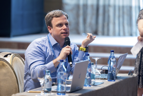 Chris Mason asks a question