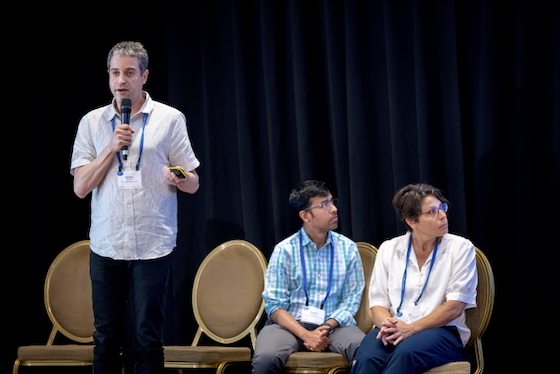 Ricardo Mallarino gives his flash talk